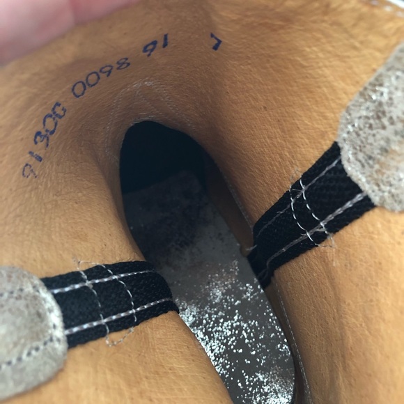 NWOB Cofi Gold Boots - Picture 6 of 6